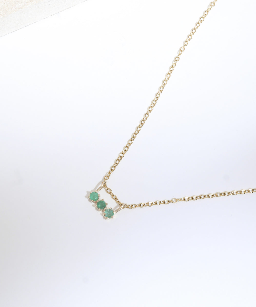 Dainty Emerald 14k gold necklace