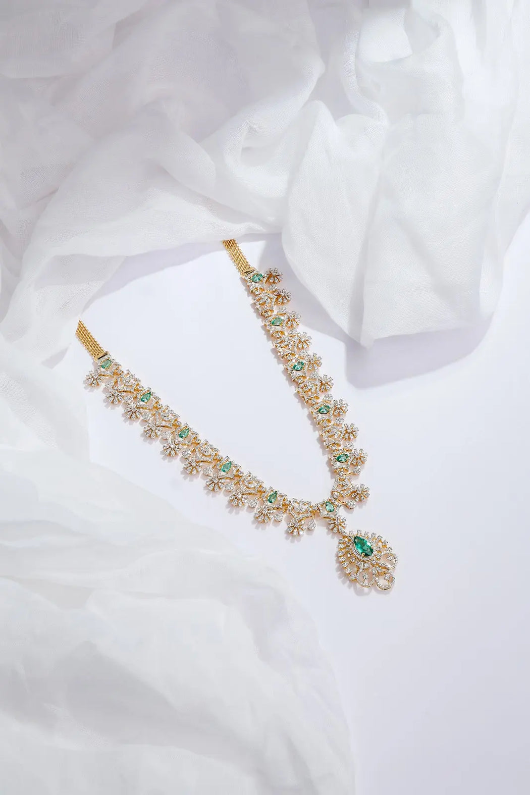 Nayantara gold necklace